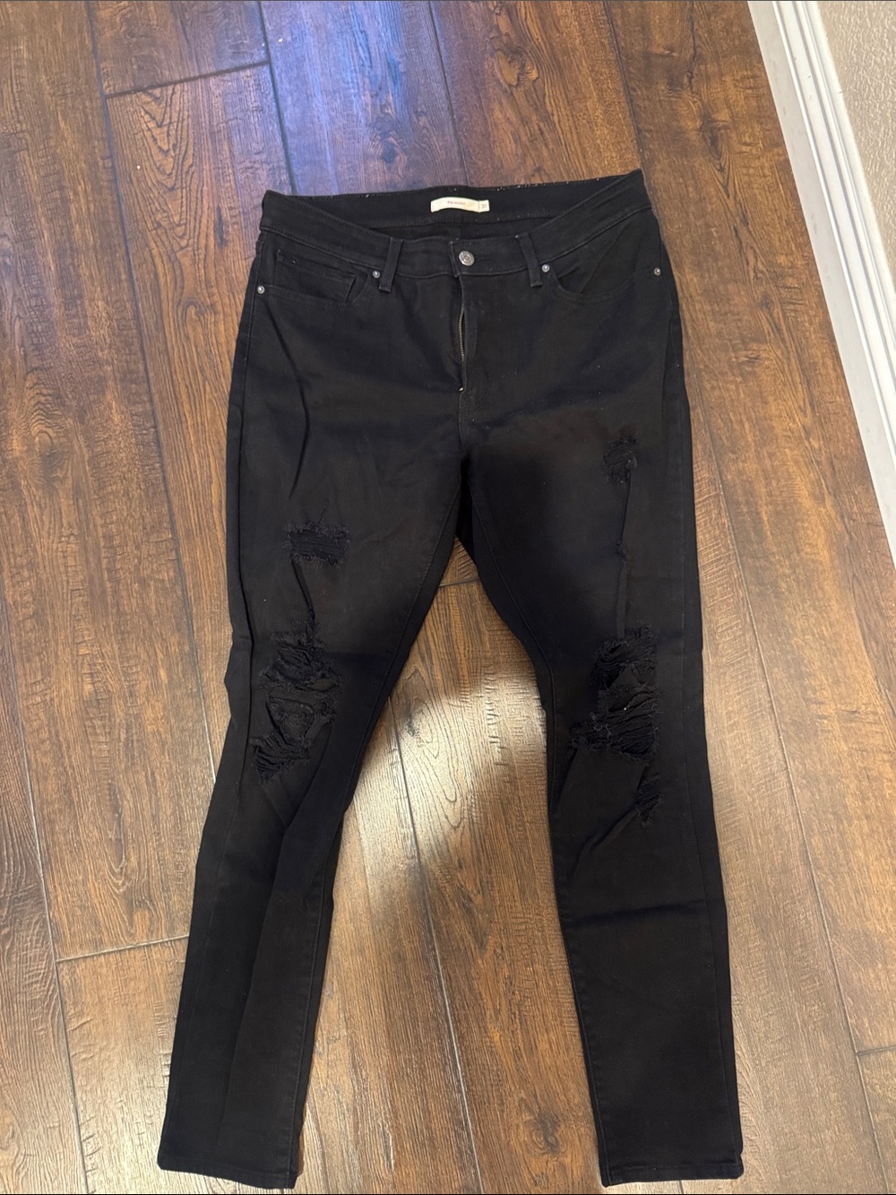 Levi's Black Ripped Women's Skinny Jeans